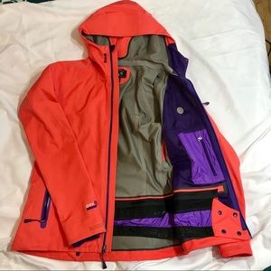 Mountain Hardwear Snowtastic Ski Jacket 